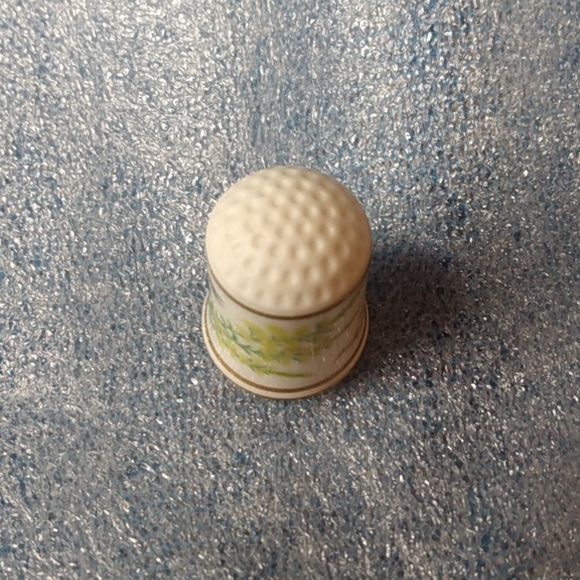 Franklin Porcelain 1979 Thimble Birds Flowers Mockingbird Mimus Polyglottos - Picture 3 of 4